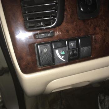 Переключатель с индикацией режима работы.