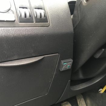 Переключатель с индикатором режима работы