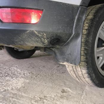 Заправочное устройство установлено в бампер