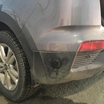 Заправочное устройство установлено в бампер